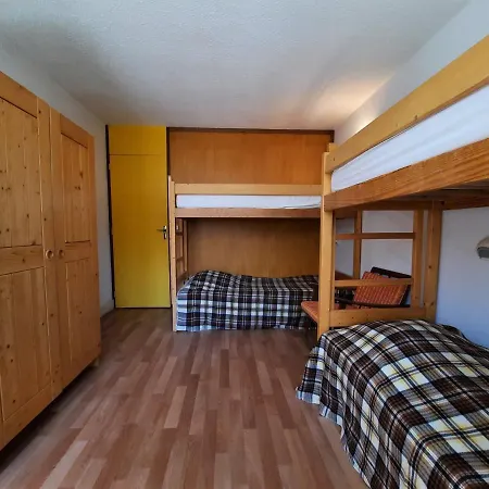 6 Pers Au Pied Des Pistes A La Croisette - Les Menuires - Fr-1-452-211 *