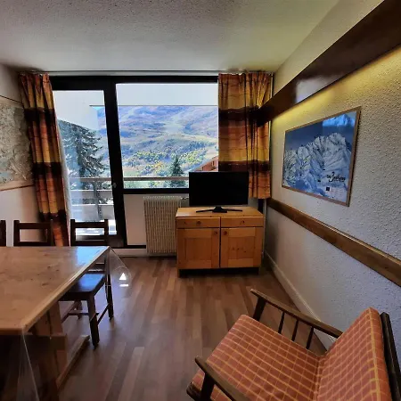 6 Pers Au Pied Des Pistes A La Croisette - Les Menuires - Fr-1-452-211 *